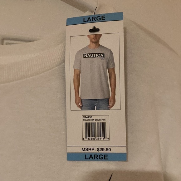 Men’s Nautica T-shirt - Picture 2 of 3